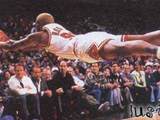 Dennis Rodman fliegt