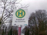 Zum Friedhof