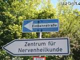 Einbahnstra&szlig;e