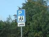 Schr&auml;ge Frisur