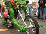 Verr&uuml;cktes Motorrad