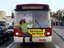 Vom Bus mitgenommen