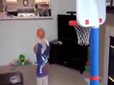 Kleiner Basketballprofi Kleiner Basketballprofi