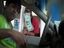 Schwebe-Dollar im Drive-Thru